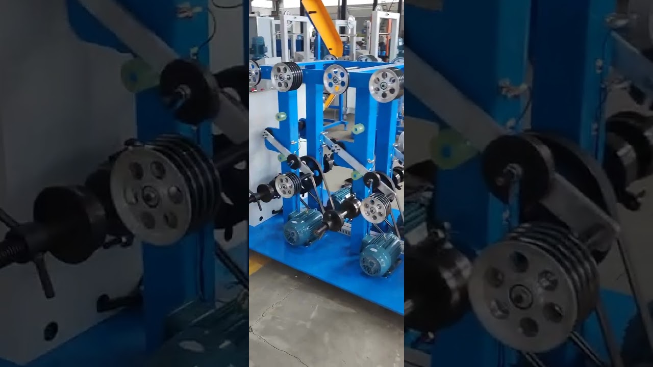 Multi-head wire pay off machine suitable for multiple small-coil wire winding