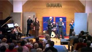 Hava Nagila (Sabbathsong Klezmer Band) (2011) chords