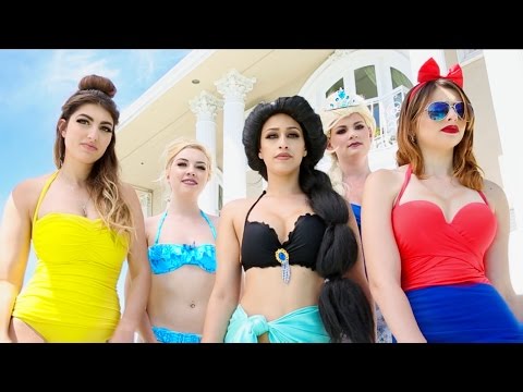 disney-princess-pool-party