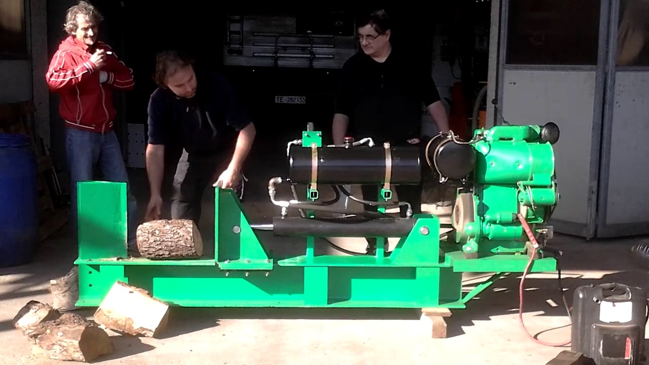 Spaccalegna idraulico con motore diesel da 15t - YouTube