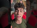 اكبر قطعة شوكولاتة موجودة في العالم الراجل قرر يفتحها شوف منظر الشوكولاتة من جوا مش هتصدق 