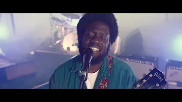 Michael Kiwanuka – Cold Little Heart #LiveAtWorthyFarm