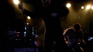 Red-Intro/Fight Inside (Live)