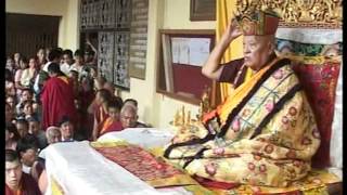 7th Karma Chagme Rinpoche Performing the Lotus Crown Ceremony
