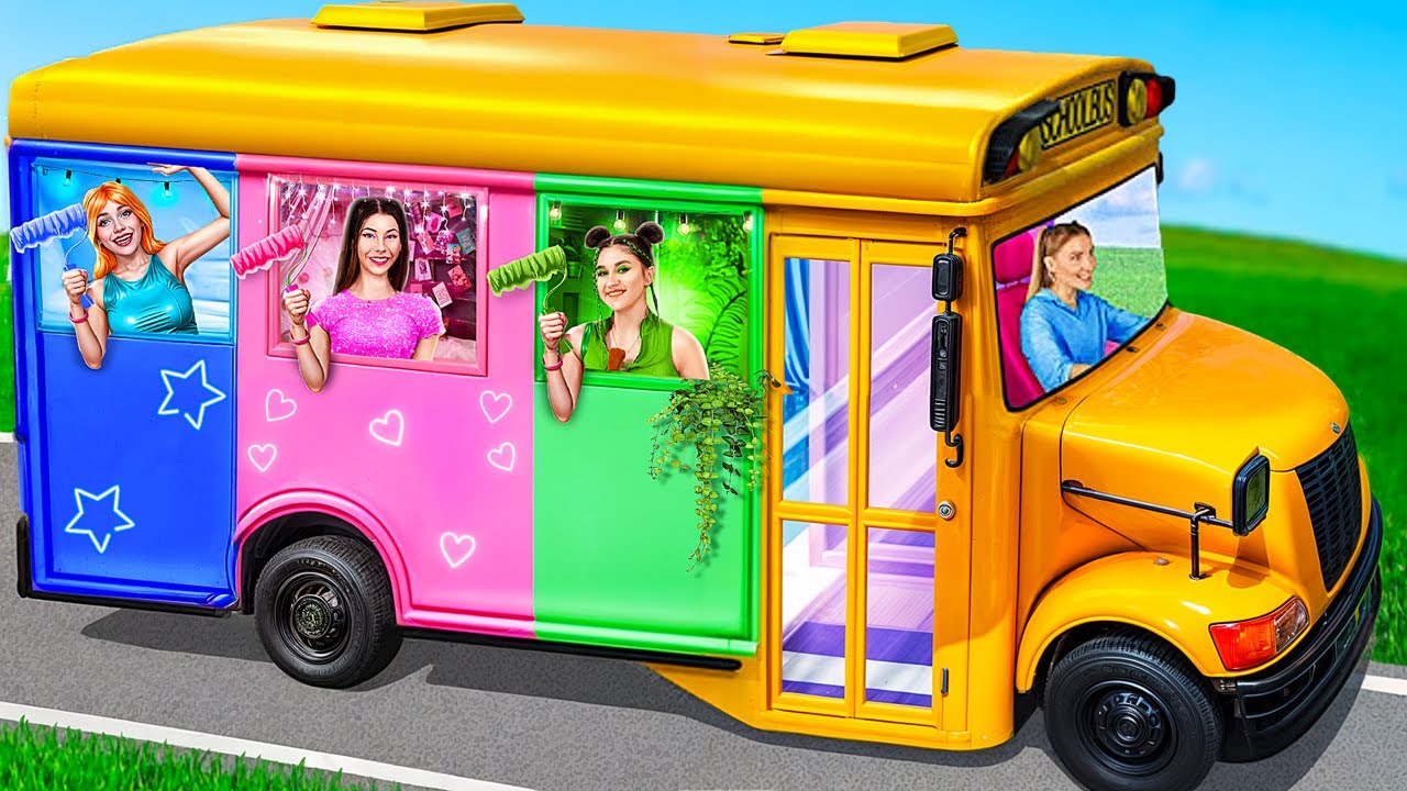 بنينا غرفة سرية في المدرسة! البينك مقابل الأخضر مقابل الأزرق! تحدي اللون الواحد!