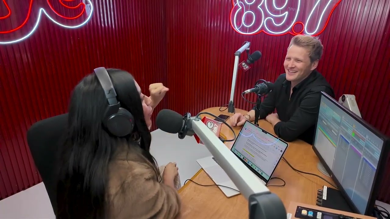 Alexander Acha; Mariachi, música y confesiones con Aura Ramírez