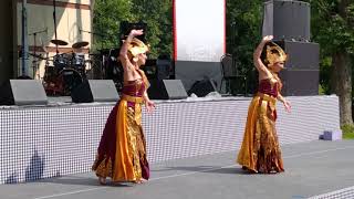 Tari Cendrawasih KND Moskow