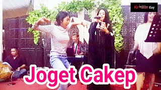 Joget Unik Bikin Ngakak | Joget Cakep | Unique Dance chords