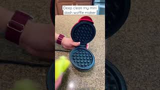 Deep cleaning my Dash mini waffle maker. #Dash #cleanwithme #cleaning #lifestyle #dawndishsoap