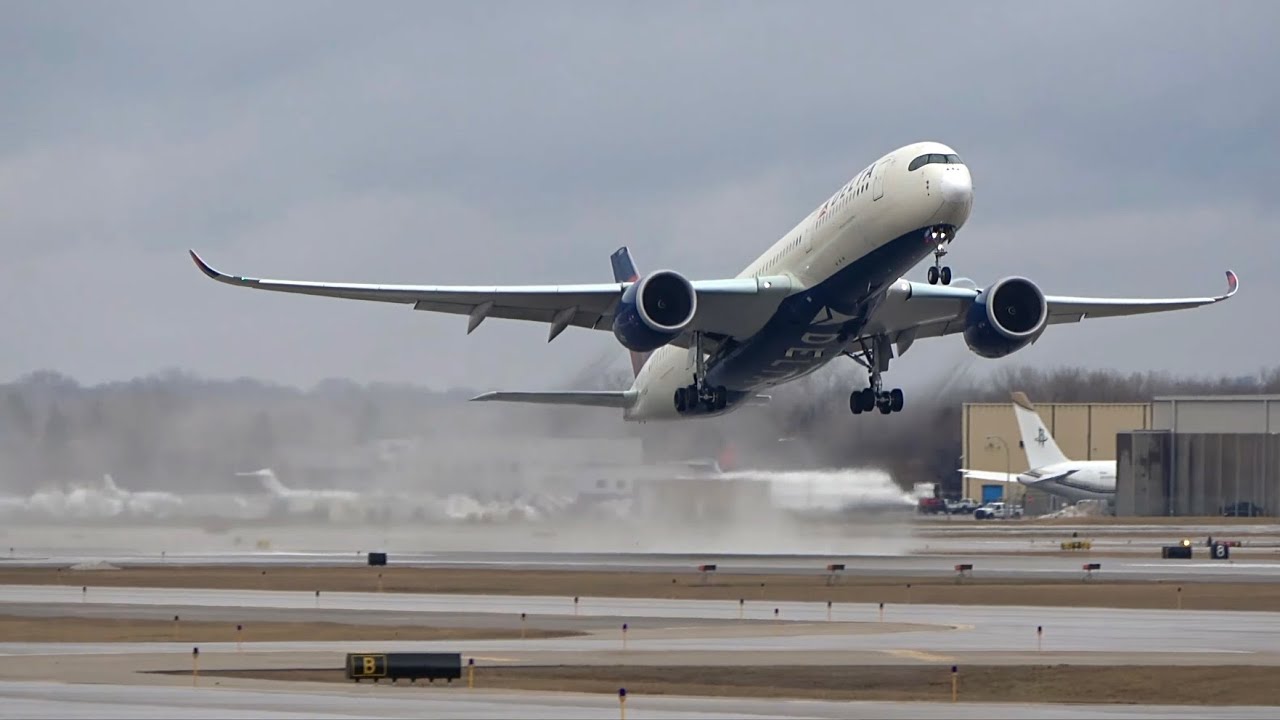 Delta A350 High Thrust Takeoff | MSP