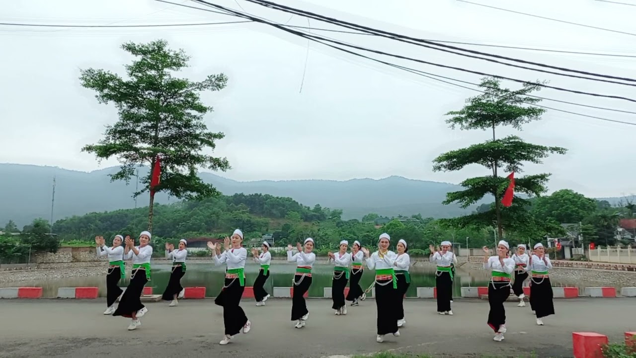 hội phụ nữ xã phú mãn hướng về điện biên. ngày 5/5/2024