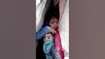 قد مر ت أ مي في حل م مثل النجمي ض ميني يا أختي ضم ي ضم ي ارفعوا العقوبات عن سوريا 