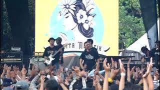 SEJEDEWE on Stage Kaum Reggae Bersatu Vol.5 Bogor