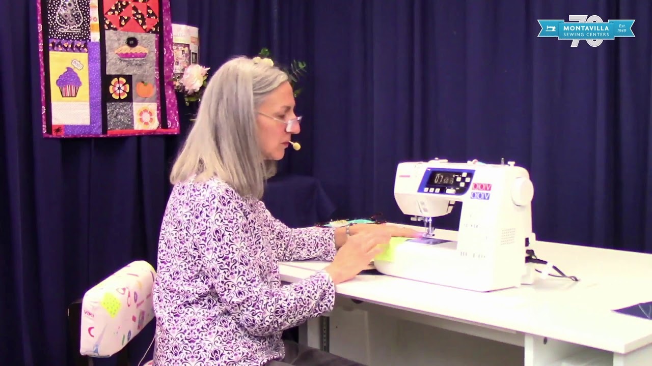 Janome Hello Kitty 18750 Computerized Sewing Machine