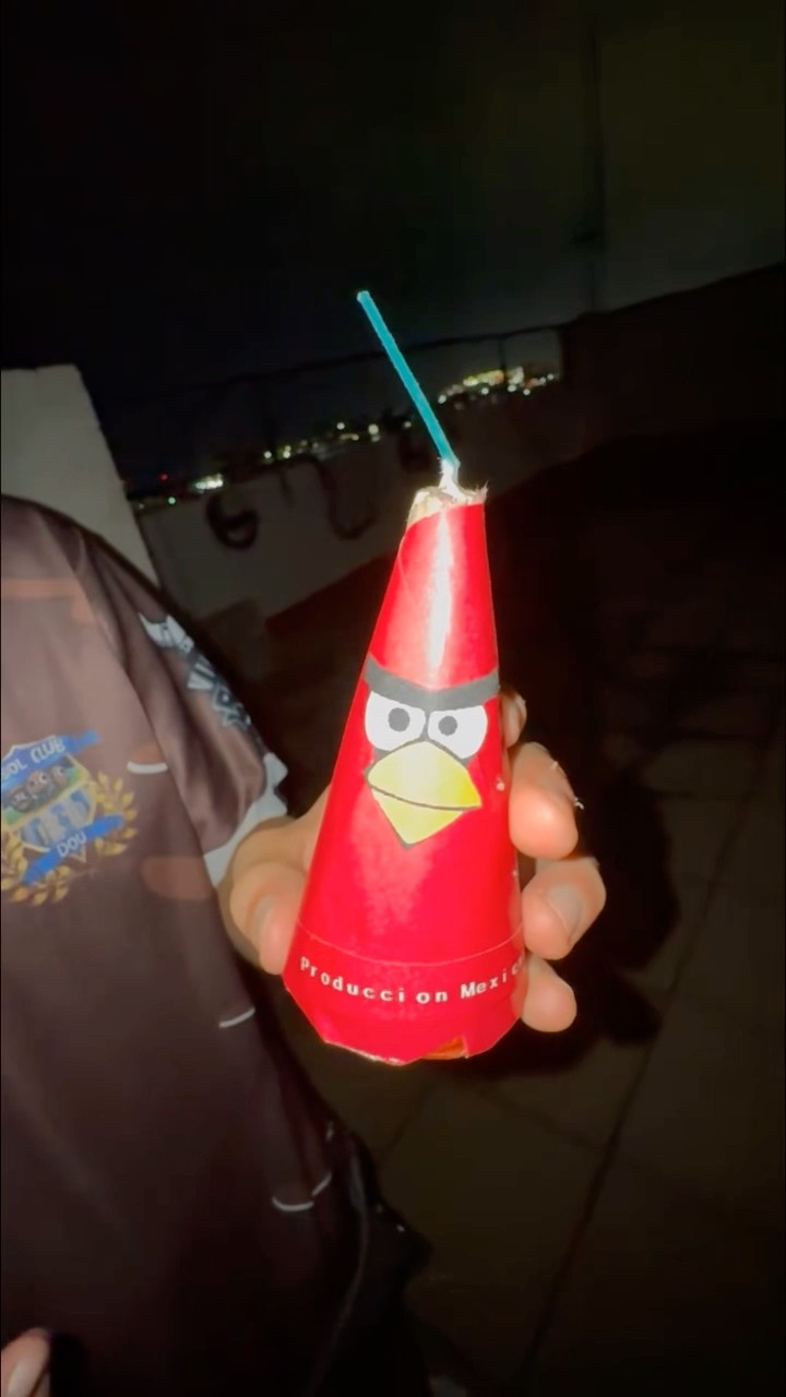 fuego artificial angry bird