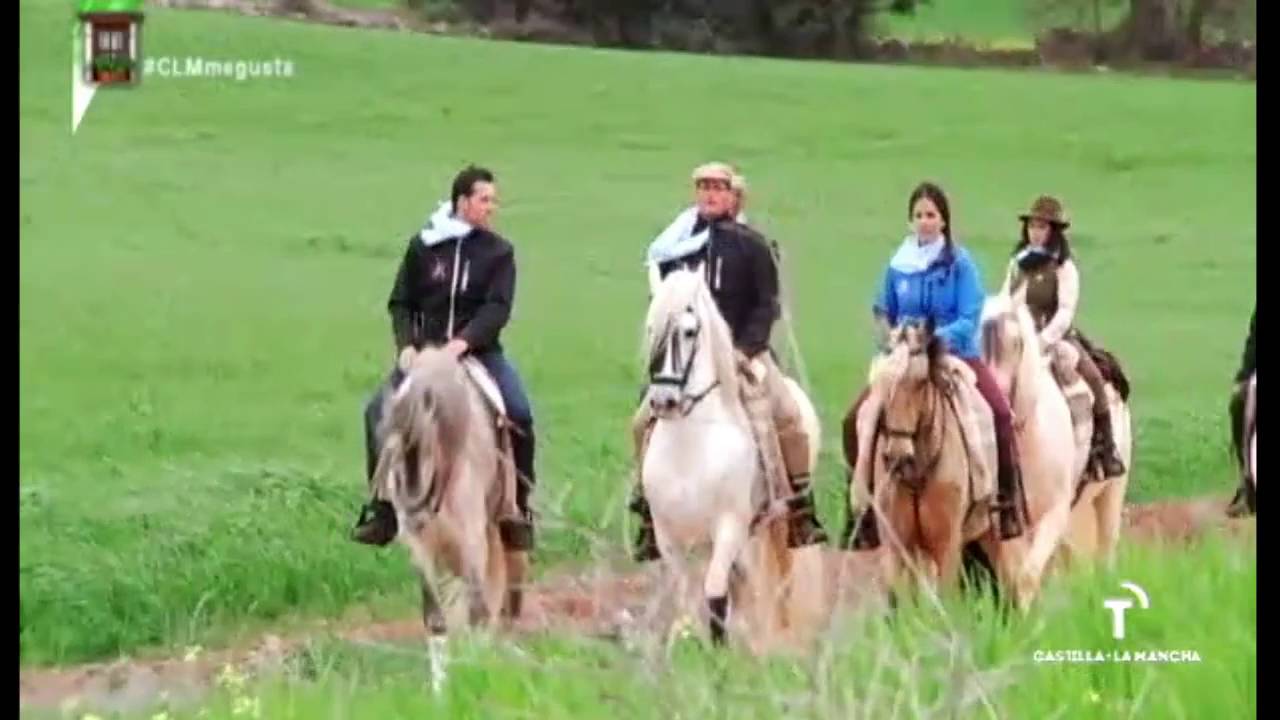 Campo de Montiel, a caballo, en Castilla - La Mancha me gusta.
