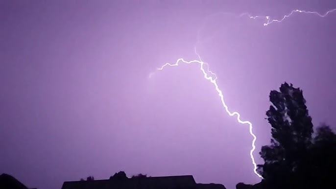  Bruit de la pluie pour bien dormir : Orage HD, Orage et pluit,  Pluie et tonnerre: Digital Music