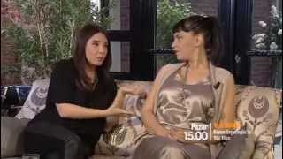 Yeşim Salkım Ve Kızı Yüz Yüzede