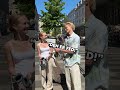 Gæt sangen - Vind høretelefoner