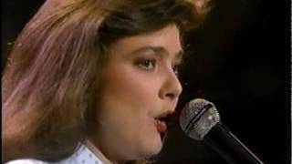 Nanci Griffith - Ford Econoline (1986) chords