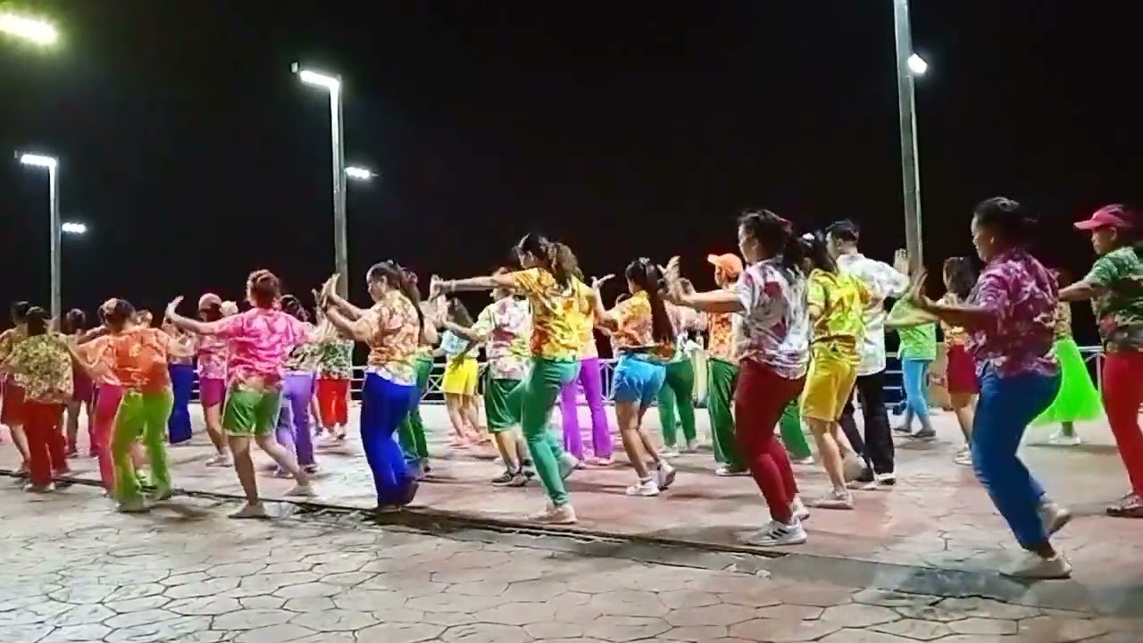 มโหรีอีสาน ท่ารำหวานๆ แนวประยุกต์ผสมผสาน