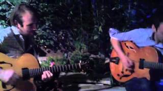Miniatura de vídeo de "Julian Lage & Armand Hirsch - Just Friends Garden Jam"