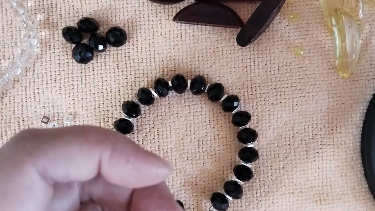 Переделка браслетов , как вариант , на мемори проволоку.  