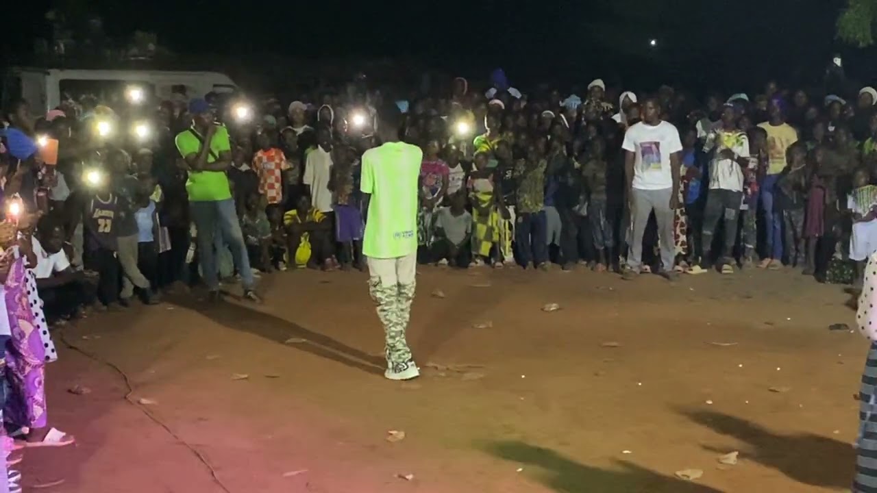 L'enfant de balandougou Salazar