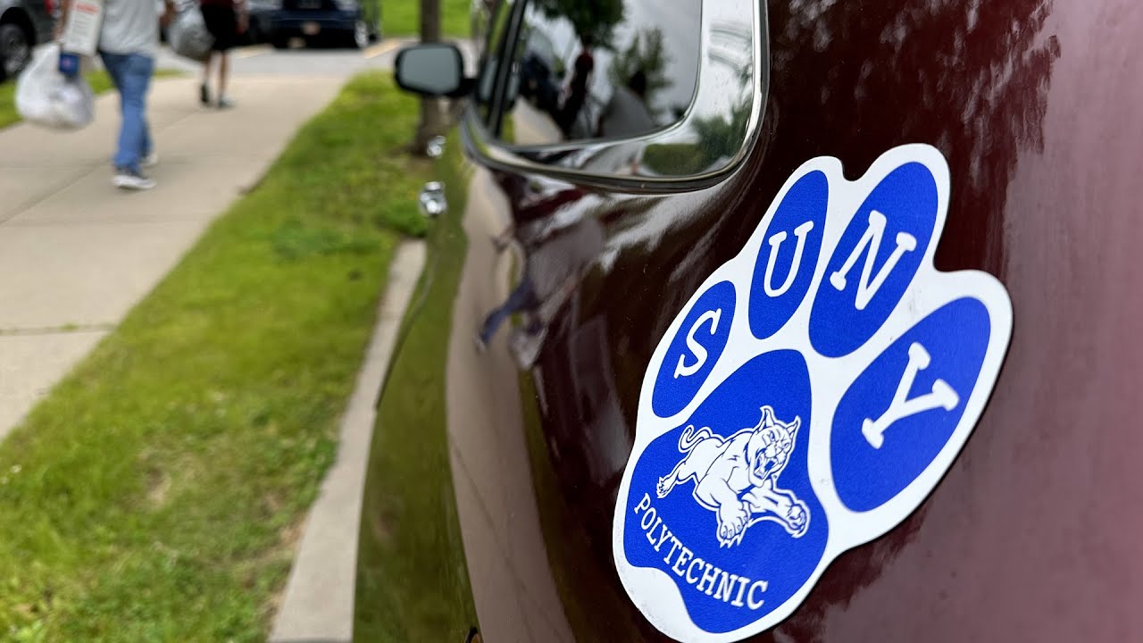 A Wildcat Welcome: Move-In Day