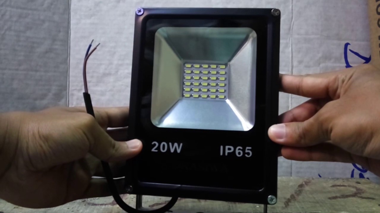 Lampu Sorot LED Flood Light Outdoor 20 watt - YouTube