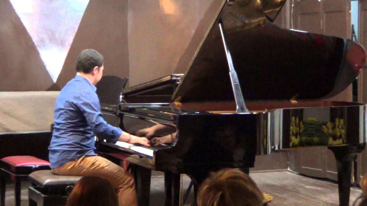 Jonathan haringman plays Moonlight Sonata - 3rd Movement by Ludwig Van Beethoven