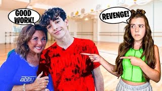 INFLUENCERS TRY OUT at the ALDC 🙄🤬 — Abby Lee Roasts 101 l Abby Lee Miller