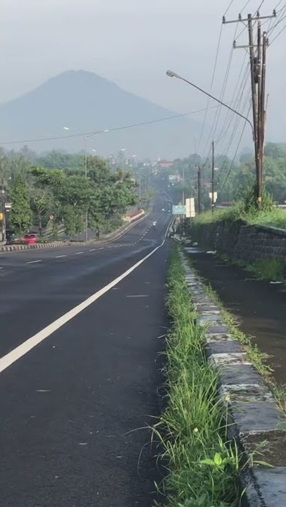 Story wa 30 detik | Jalan bisa saja berubah, namun tidak dengan kenanganya