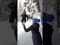 لعب في الثلج لعب في الثلج