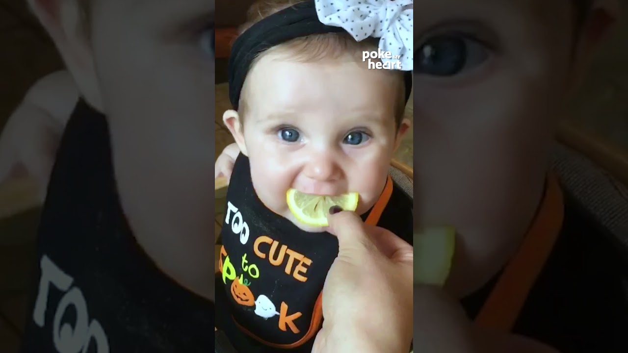 Toddlers food testers at their best