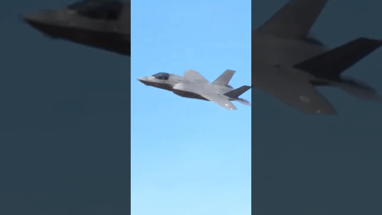 🇬🇧 F35B Wing Wave Flypast 👋🫡 