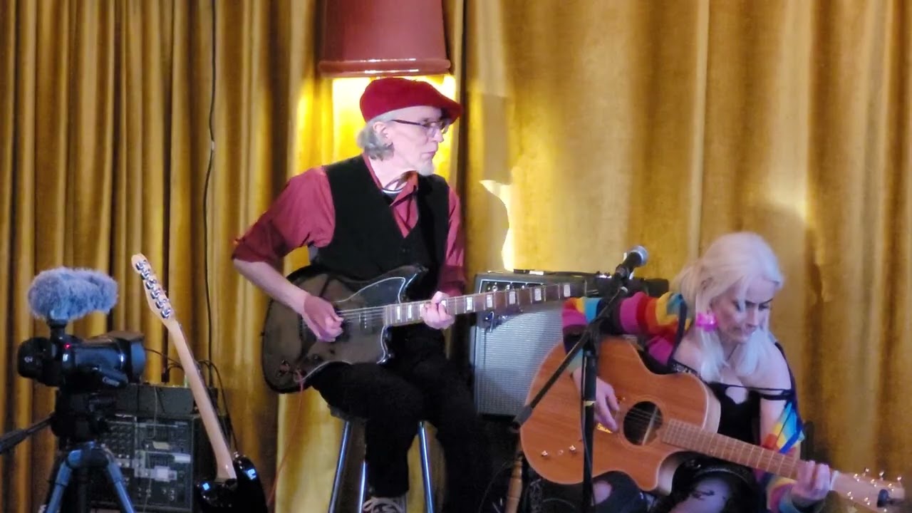 Brittle Sun - Viki Mealing - Tramway Hotel - Fitzroy Nth - Melbourne Australia