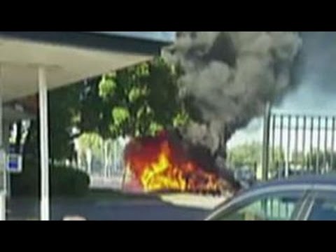 Fiery plane crash in Connecticut kills one, injures three