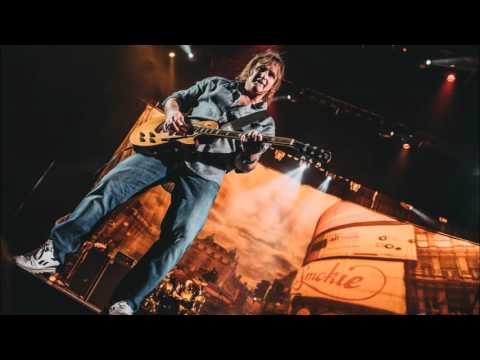 Putar No Rest for the Wounded Heart - Smokie