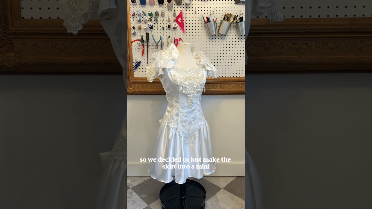 Разрезаю свадебное платье моей тети! 