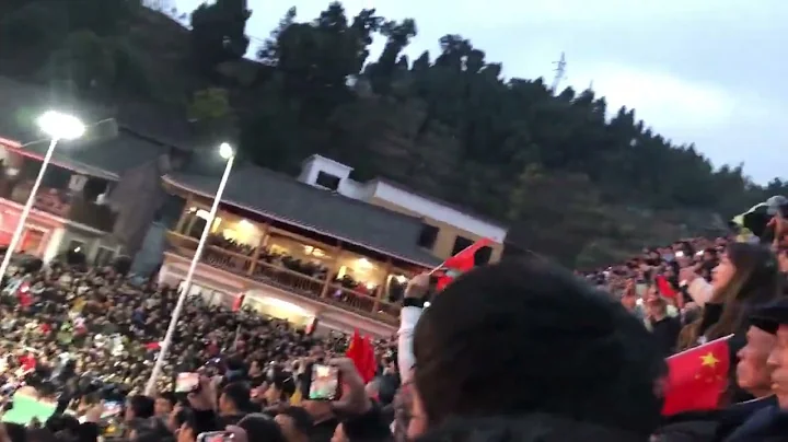 贵州村BA总决赛正在进行中，带你在观众席领略大型农村蹦迪现场 - 天天要闻