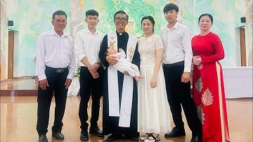 Rửa Tội cho Em Bé tại Nhà Thờ – Nghi Thức Công Giáo Thiêng Liêng và Ý Nghĩa #RửaTội #ThiênChúa #