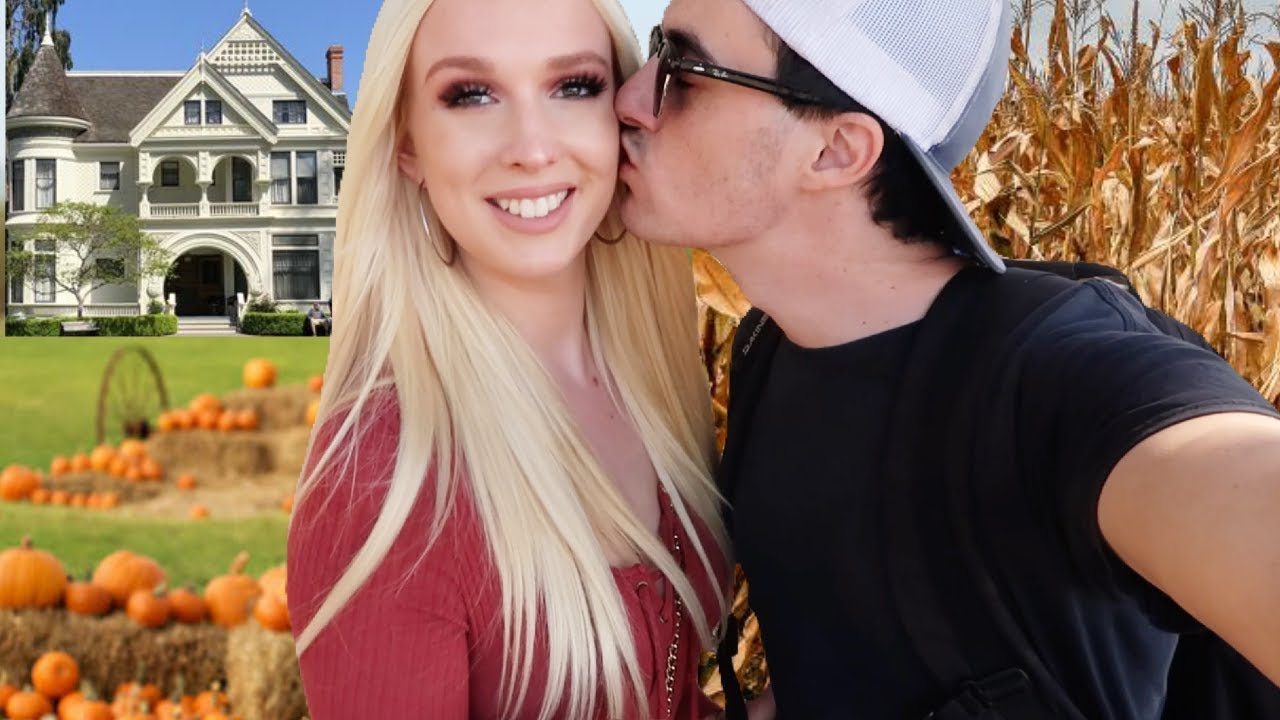 FALL VLOG | 1850's Estate Tour, Corn Picking, Pumpkin Patch 🍂