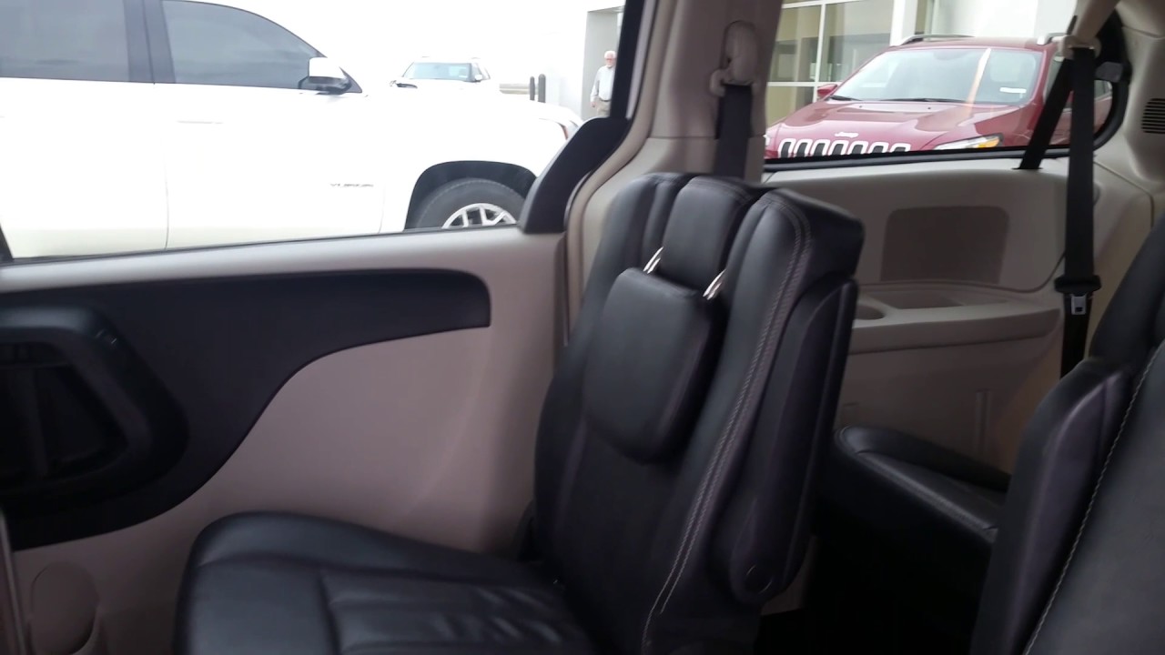 2012 Chrysler Town And Country Interior Youtube