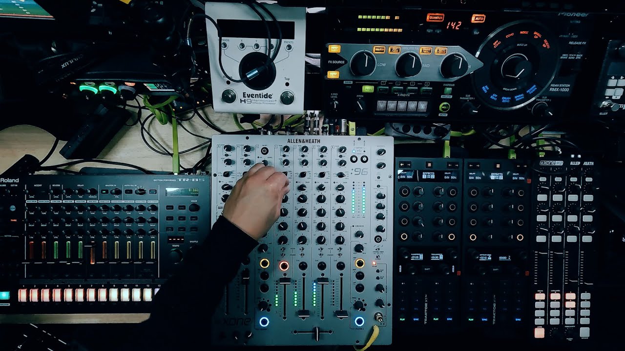Half Human, Half Machine, All Techno - YouTube