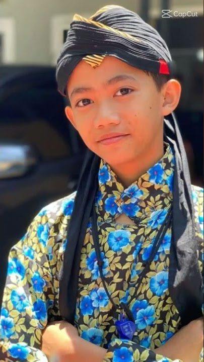 tiktok versi (enthul, nih ganteng banget 👑