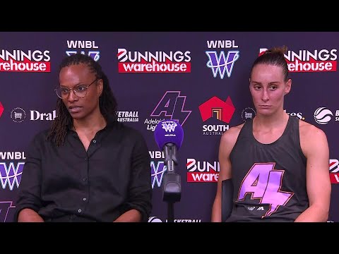 Aja Parham-Ammar and Steph Talbot vs Southside Melbourne Flyers, R17 WNBL26