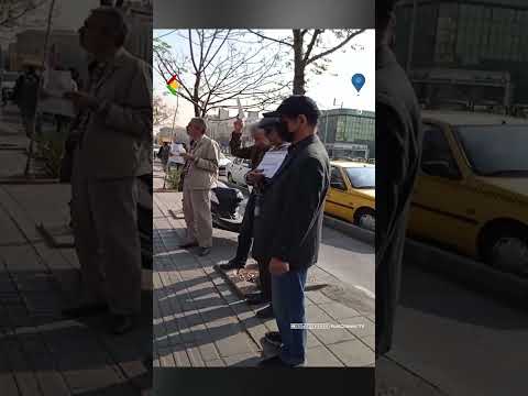 تهران تجمع اعتراضی بازنشستگان تأمین اجتماعی و فرهنگیان مقابل سازمان تأمین اجتماعی