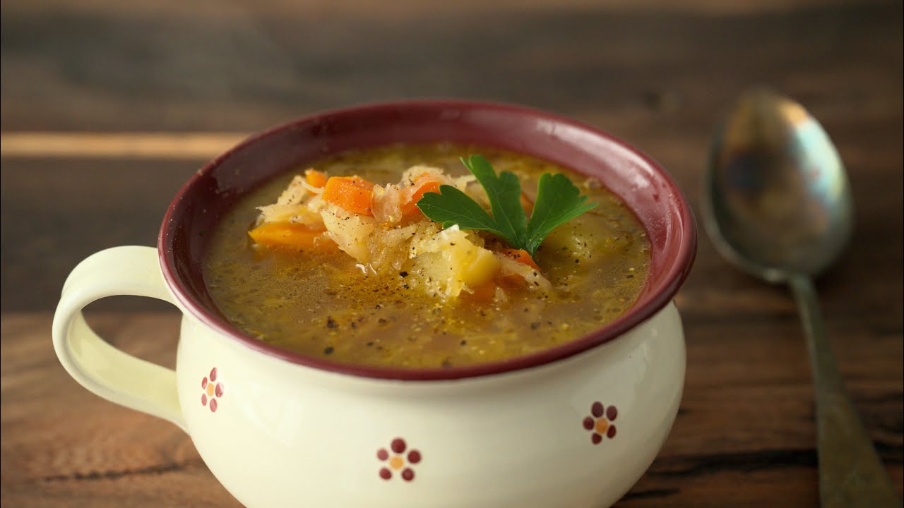 🌱 Вкусный веганский суп из квашеной капусты – простой и полезный рецепт.