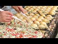 japanese street food - jumbo takoyaki 焼きたて大きいたこ焼き